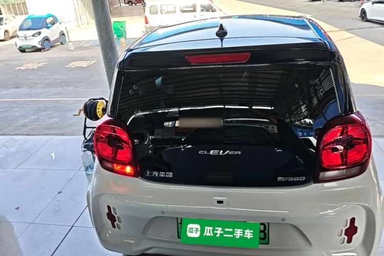 Used Roewe Clever 2021 302 km New Four-Seater Super-Efficient Version Rear