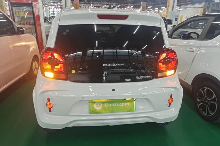 Used Roewe Clever 2021 302 km New Four-Seater Super-Efficient Version Rear