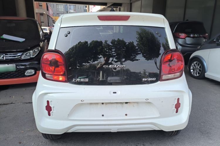 Used Roewe Clever 2021 302 km New Four-Seater Super-Efficient Version Rear