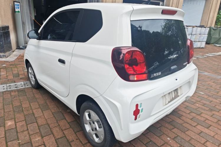 Used Roewe Clever 2021 302 km New Four-Seater Super-Efficient Version Rear Left 45 Deg