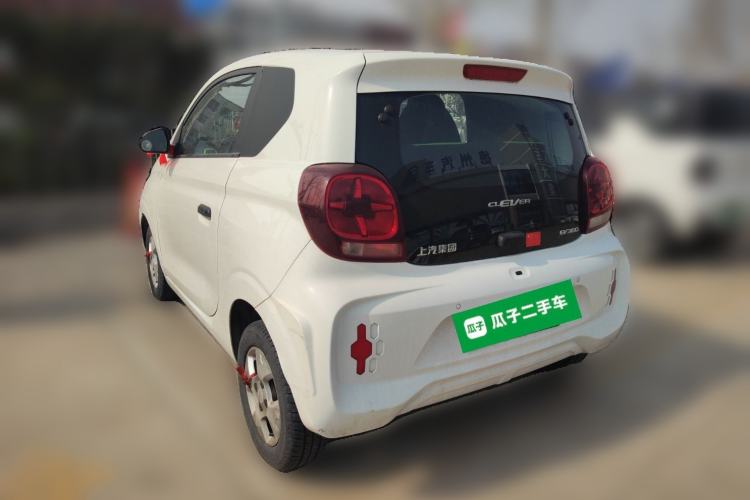 Used Roewe Clever 2021 302 km New Four-Seater Super-Efficient Version Rear Left 45 Deg