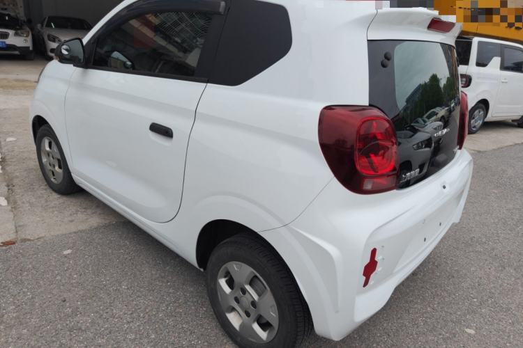 Used Roewe Clever 2021 302km Excellence Edition Rear Left 45 Deg