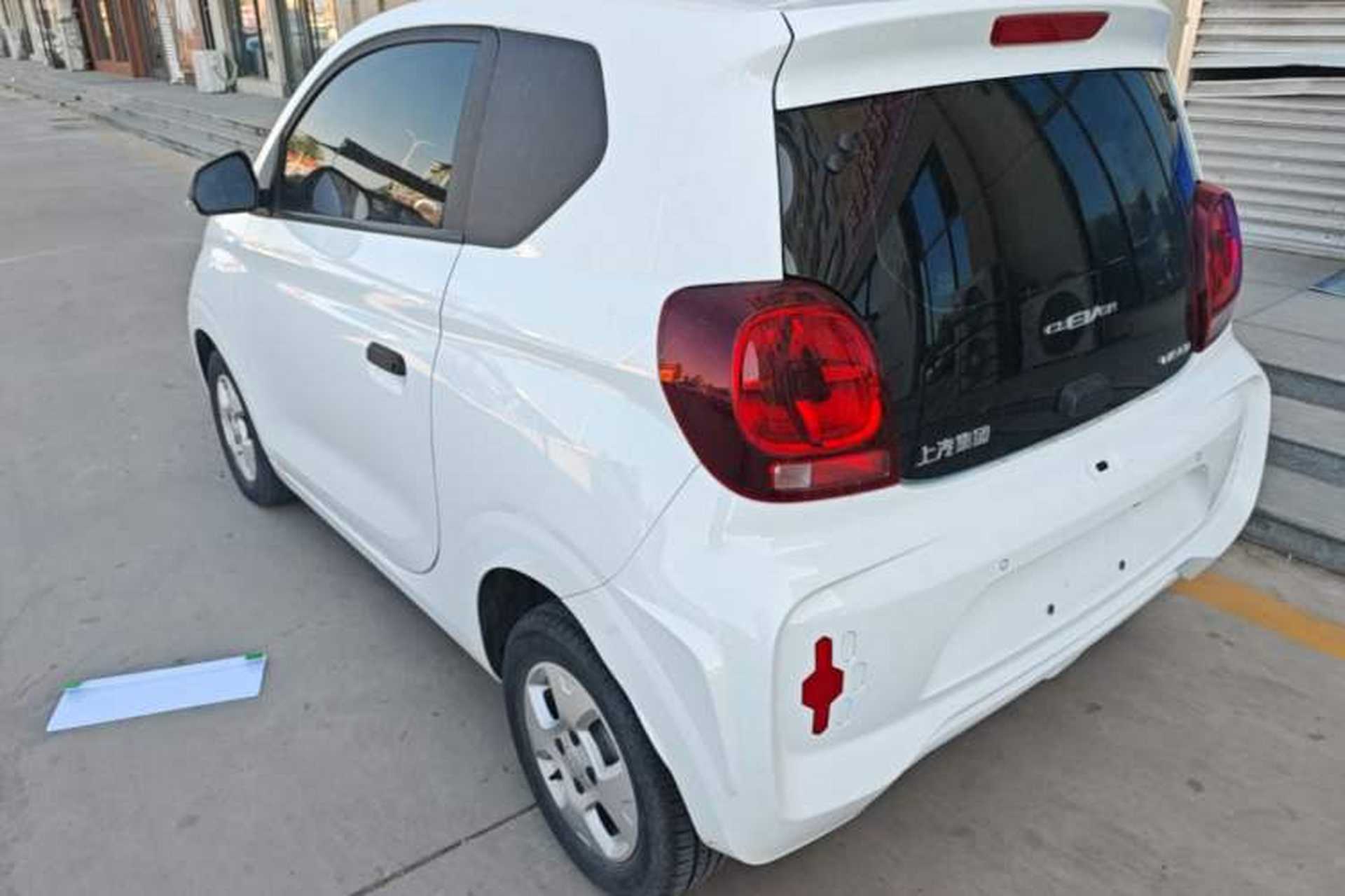 Used Roewe Clever 2021 302 km New Four-Seater Super-Efficient Version Rear Left 45 Deg