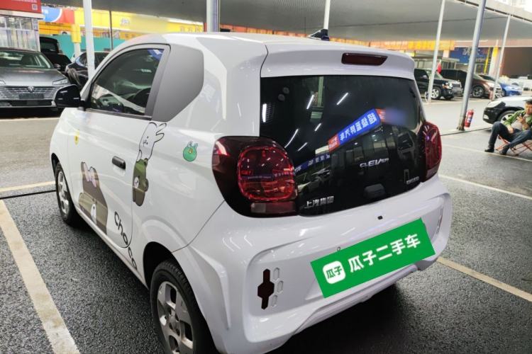 Used Roewe Clever 2021 302 km New Four-Seater Super-Efficient Version Rear Left 45 Deg