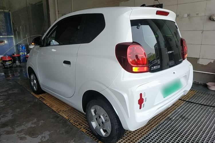 Used Roewe Clever 2021 302 km New Four-Seater Super-Efficient Version Rear Left 45 Deg