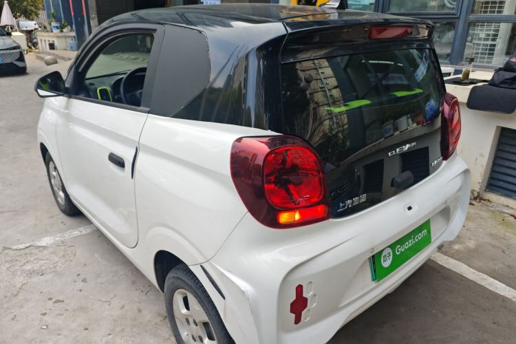 Used Roewe Clever 2021 302 km New Four-Seater Super-Efficient Version Rear Left 45 Deg