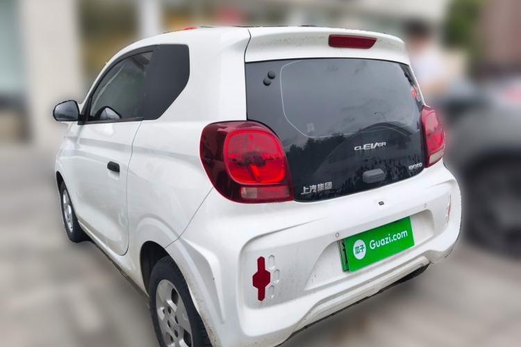 Used Roewe Clever 2021 302 km New Four-Seater Super-Efficient Version Rear Left 45 Deg