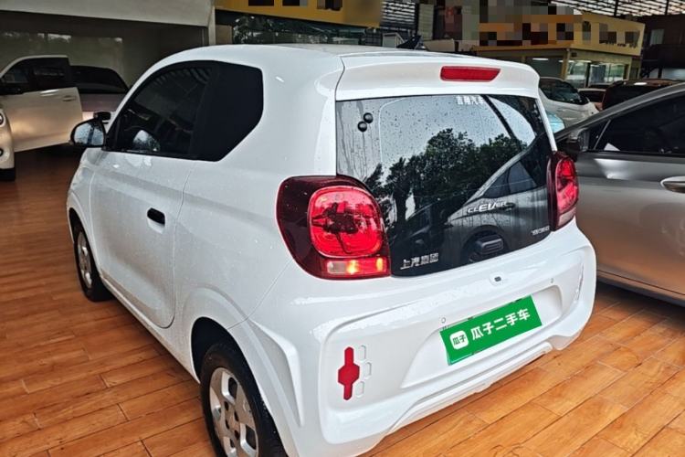 Used Roewe Clever 2021 302 km New Four-Seater Super-Efficient Version Rear Left 45 Deg