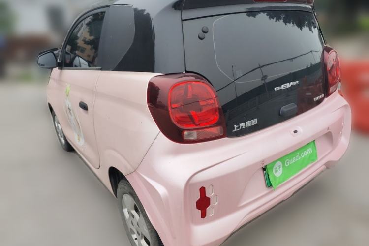 Used Roewe Clever 2021 302km All-Round Version Rear Left 45 Deg