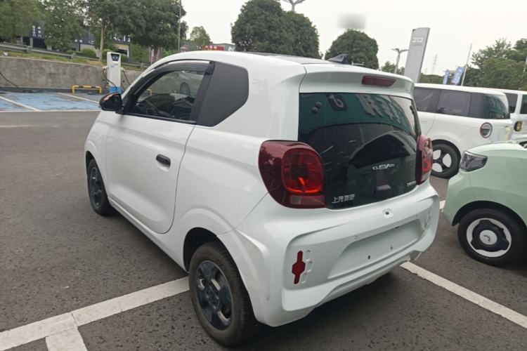 Used Roewe Clever 2021 302 km New Four-Seater Super-Efficient Version Rear Left 45 Deg