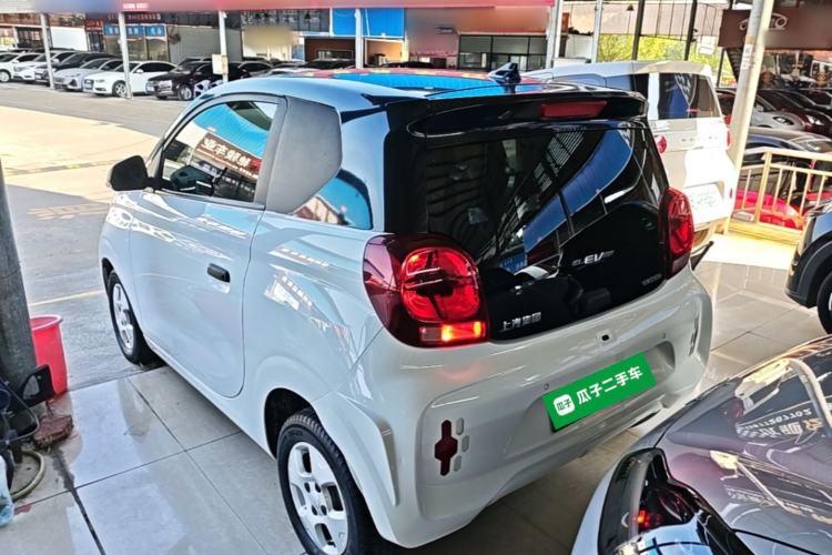 Used Roewe Clever 2021 302 km New Four-Seater Super-Efficient Version Rear Left 45 Deg