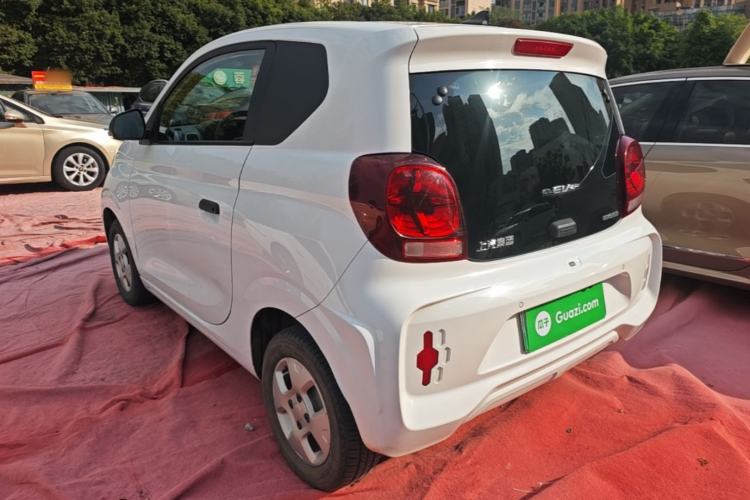 Used Roewe Clever 2021 302km Excellence Edition Rear Left 45 Deg