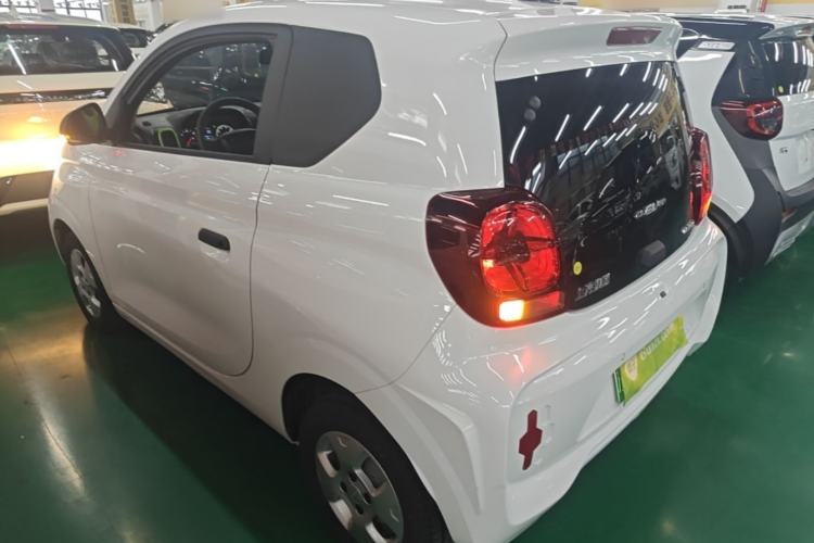 Used Roewe Clever 2021 302 km New Four-Seater Super-Efficient Version Rear Left 45 Deg