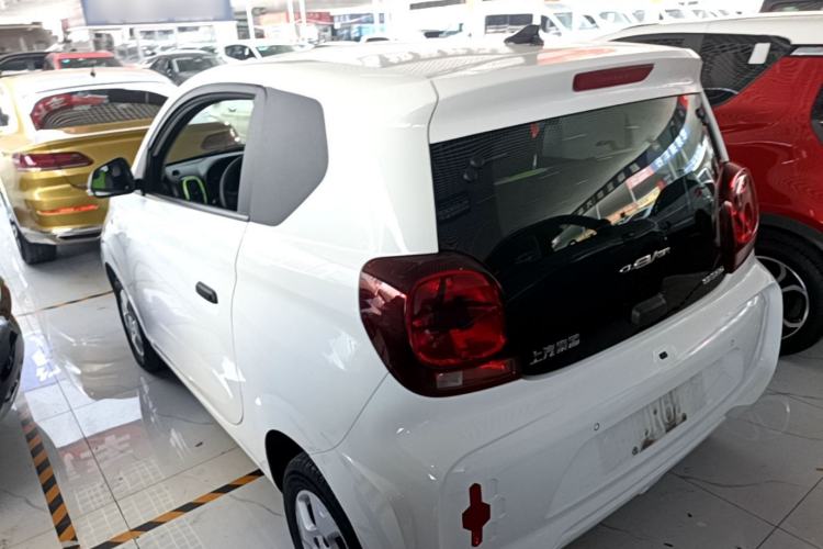 Used Roewe Clever 2021 302 km New Four-Seater Super-Efficient Version Rear Left 45 Deg