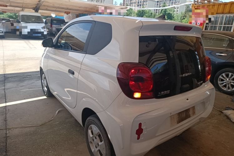 Used Roewe Clever 2021 302 km New Four-Seater Super-Efficient Version Rear Left 45 Deg