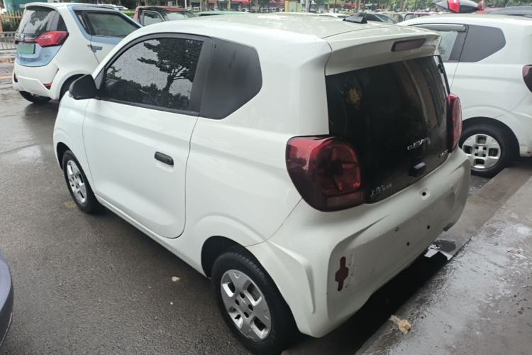 Used Roewe Clever 2021 302 km New Four-Seater Super-Efficient Version Rear Left 45 Deg