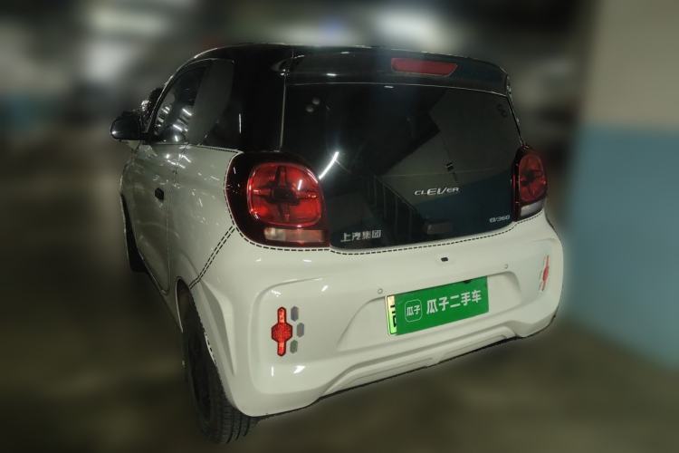 Used Roewe Clever 2021 302 km New Four-Seater Super-Efficient Version Rear Left 45 Deg