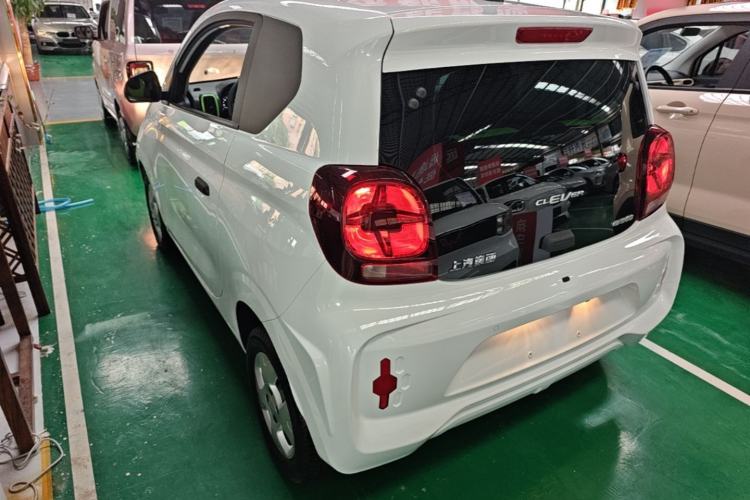 Used Roewe Clever 2021 302 km New Four-Seater Super-Efficient Version Rear Left 45 Deg
