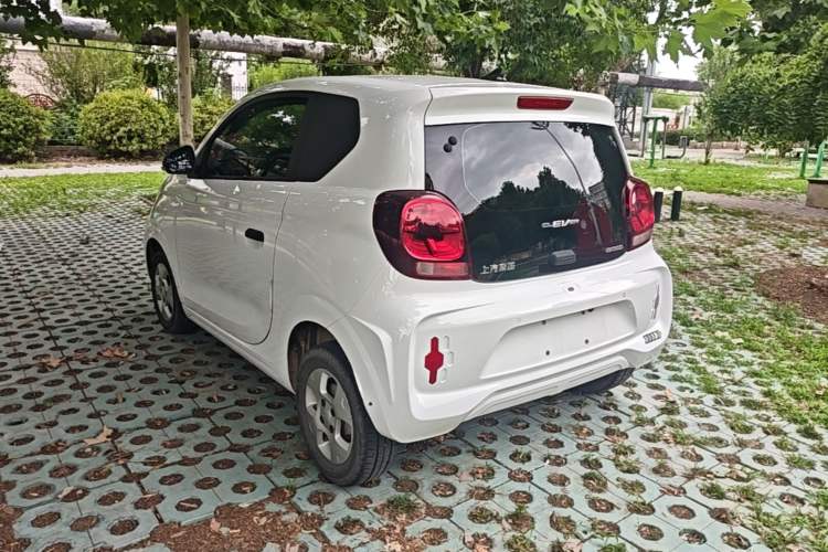 Used Roewe Clever 2021 302 km New Four-Seater Super-Efficient Version Rear Left 45 Deg