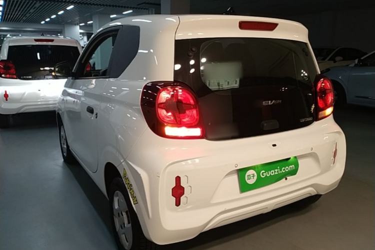 Used Roewe Clever 2021 302km All-Round Version Rear Left 45 Deg