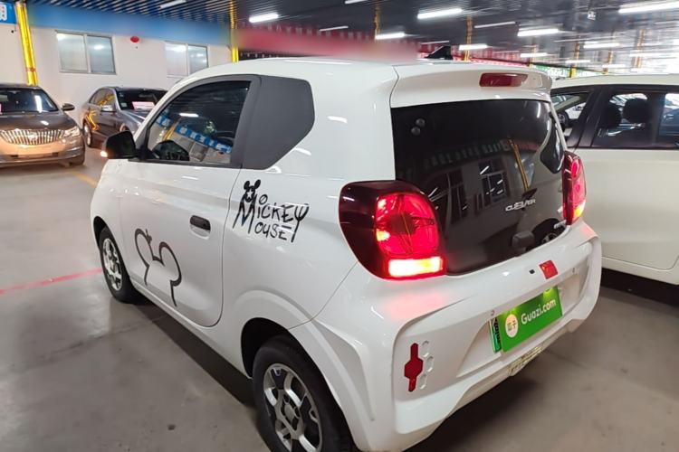 Used Roewe Clever 2021 302 km New Four-Seater Super-Efficient Version Rear Left 45 Deg