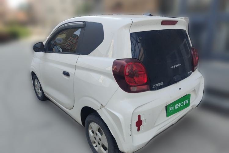 Used Roewe Clever 2021 302 km New Four-Seater Super-Efficient Version Rear Left 45 Deg