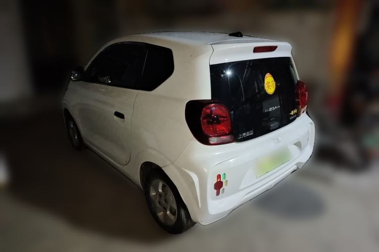 Used Roewe Clever 2021 302km All-Round Version Rear Left 45 Deg