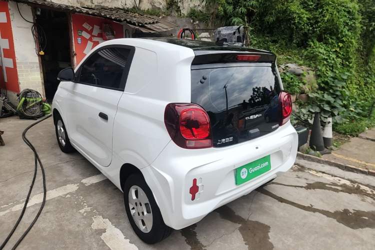 Used Roewe Clever 2021 302km Excellence Edition Rear Left 45 Deg