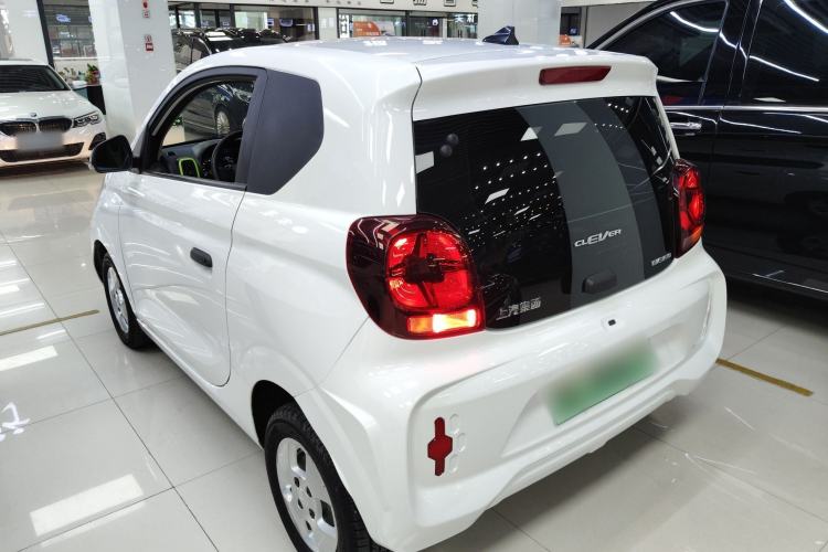 Used Roewe Clever 2021 302km All-Round Version Rear Left 45 Deg