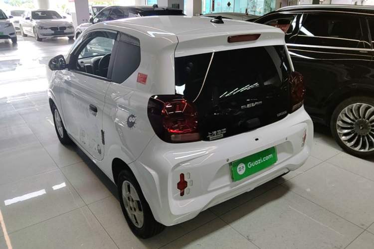 Used Roewe Clever 2021 302 km New Four-Seater Super-Efficient Version Rear Left 45 Deg