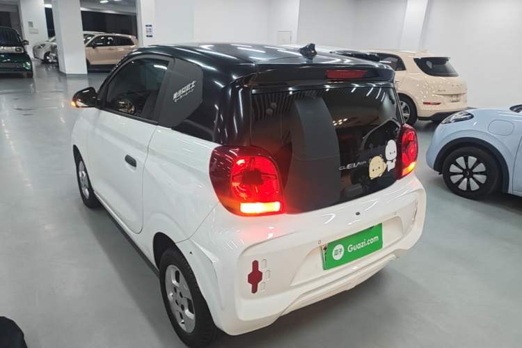 Used Roewe Clever 2021 302km Excellence Edition Rear Left 45 Deg
