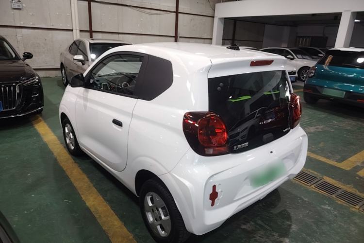 Used Roewe Clever 2021 302 km New Four-Seater Super-Efficient Version Rear Left 45 Deg