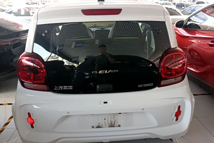 Used Roewe Clever 2021 302 km New Four-Seater Super-Efficient Version Rear