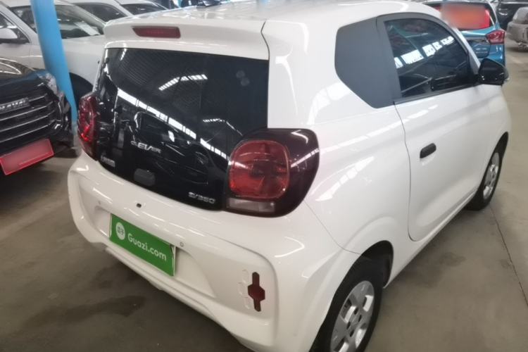 Used Roewe Clever 2021 302km All-Round Version Rear Right 45 Deg
