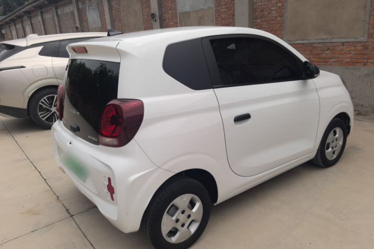 Used Roewe Clever 2021 302 km New Four-Seater Super-Efficient Version Rear Right 45 Deg