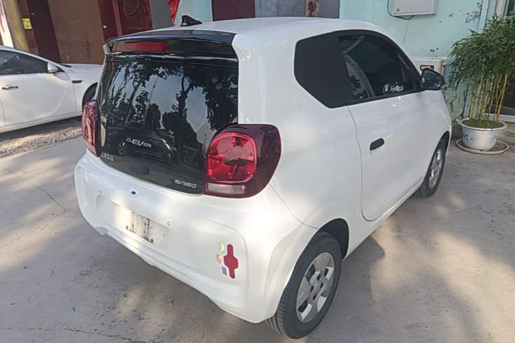 Used Roewe Clever 2021 302km Excellence Edition Rear Right 45 Deg