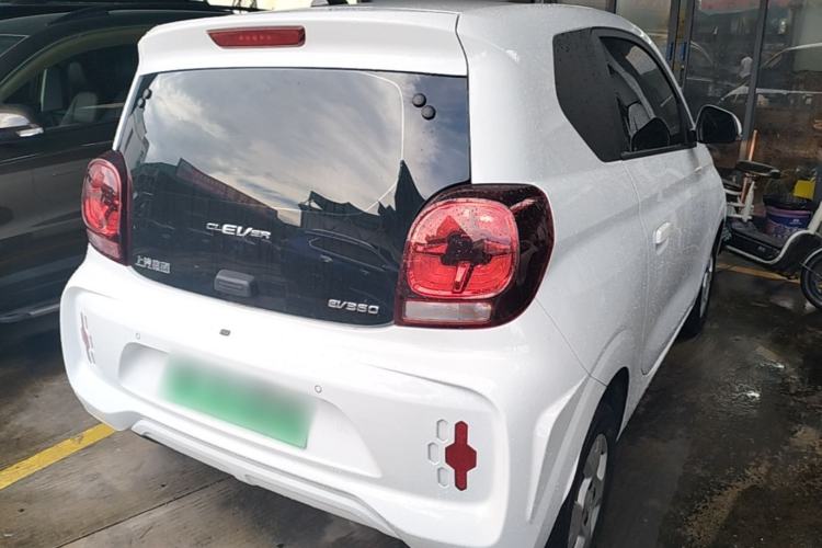 Used Roewe Clever 2021 302km Excellence Edition Rear Right 45 Deg