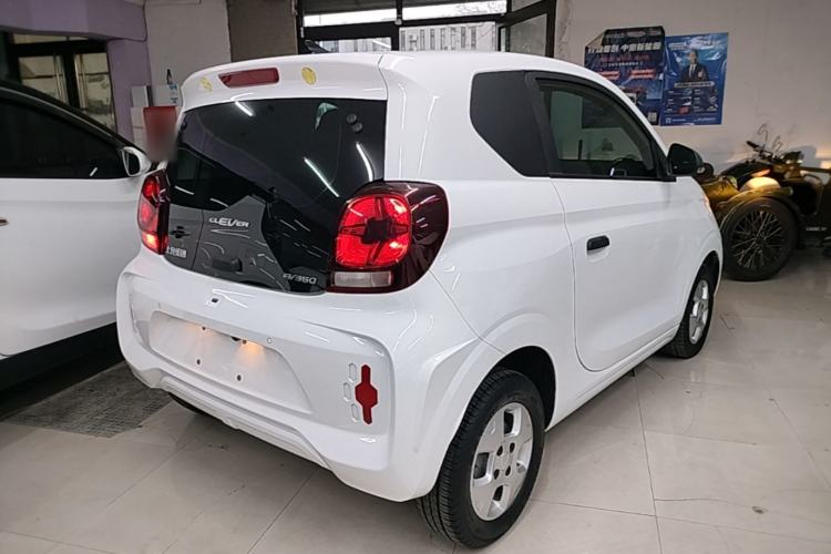 Used Roewe Clever 2021 302km Excellence Edition Rear Right 45 Deg