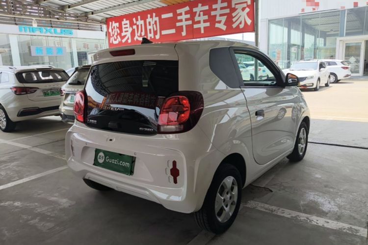 Used Roewe Clever 2021 302 km New Four-Seater Super-Efficient Version Rear Right 45 Deg
