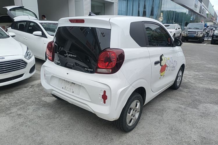 Used Roewe Clever 2021 302km All-Round Version Rear Right 45 Deg