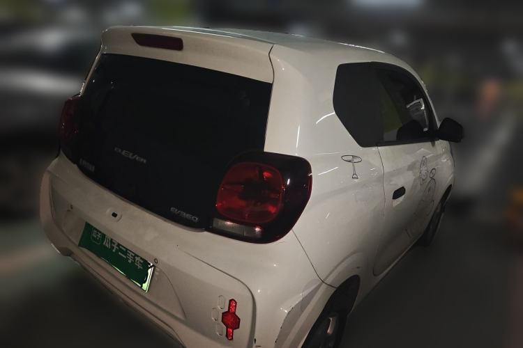 Used Roewe Clever 2021 302 km New Four-Seater Super-Efficient Version Rear Right 45 Deg