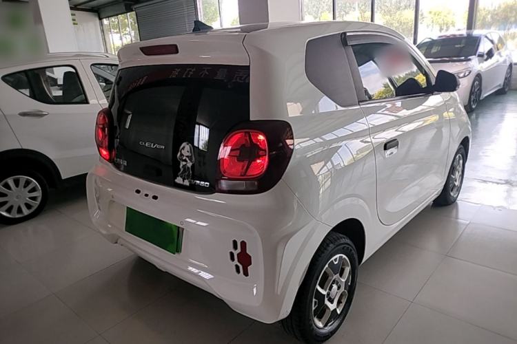 Used Roewe Clever 2021 302 km New Four-Seater Super-Efficient Version Rear Right 45 Deg