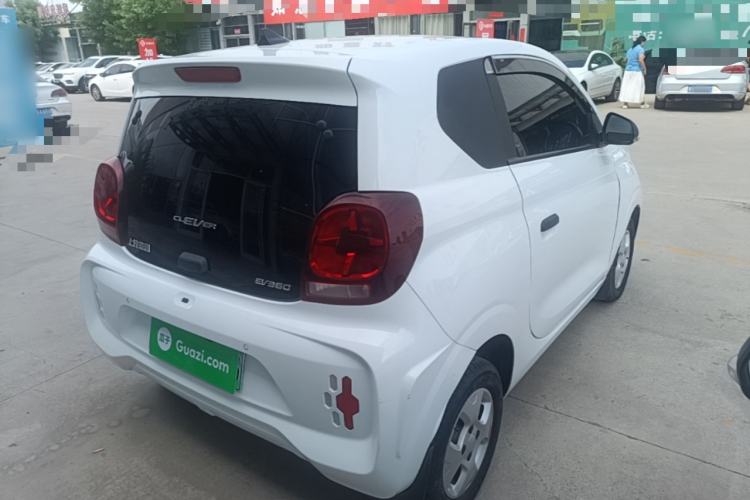 Used Roewe Clever 2021 302 km New Four-Seater Super-Efficient Version Rear Right 45 Deg