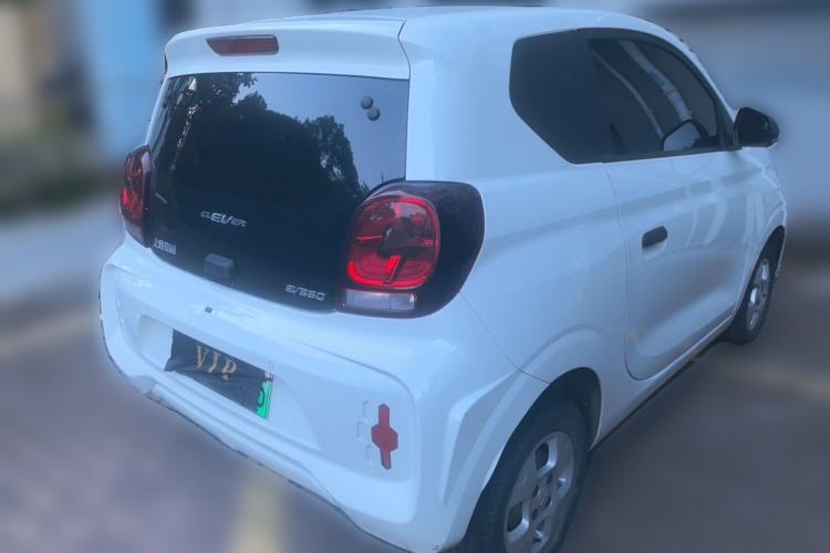 Used Roewe Clever 2021 302 km New Four-Seater Super-Efficient Version Rear Right 45 Deg