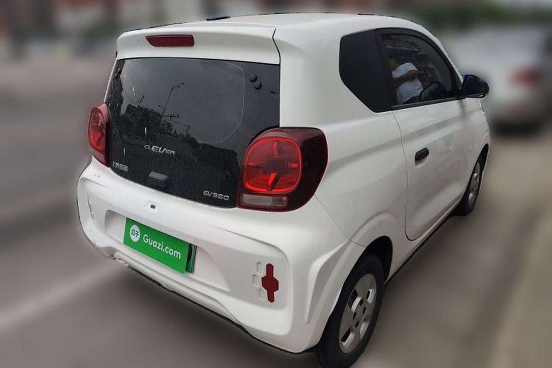 Used Roewe Clever 2021 302km Excellence Edition Rear Right 45 Deg