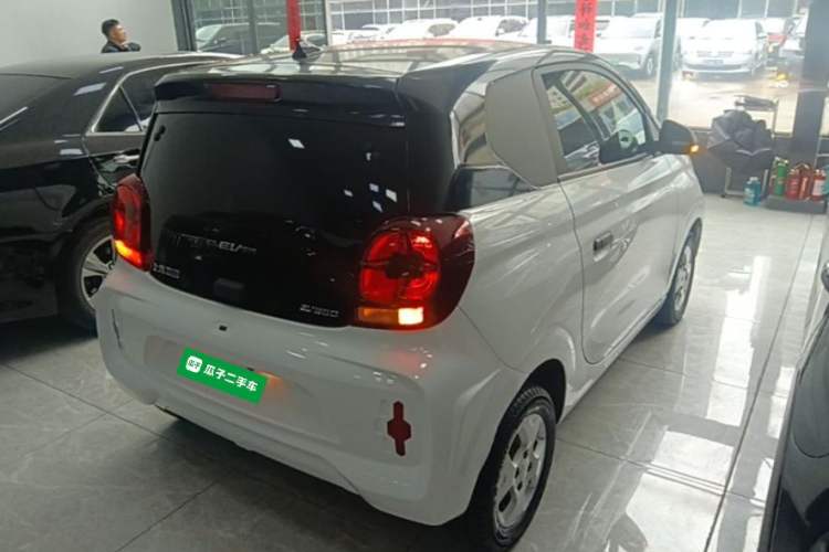 Used Roewe Clever 2021 302 km New Four-Seater Super-Efficient Version Rear Right 45 Deg