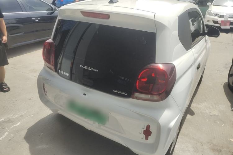 Used Roewe Clever 2021 302 km New Four-Seater Super-Efficient Version Rear Right 45 Deg