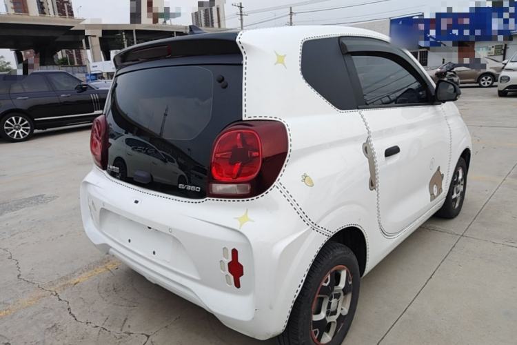 Used Roewe Clever 2021 302 km New Four-Seater Super-Efficient Version Rear Right 45 Deg