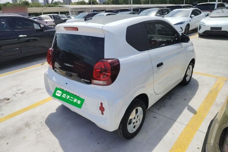 Used Roewe Clever 2021 302km All-Round Version Rear Right 45 Deg