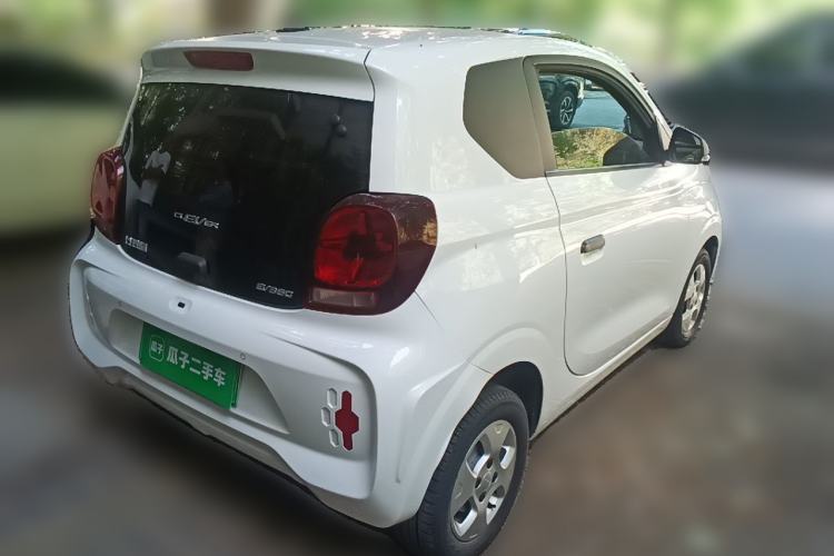 Used Roewe Clever 2021 302 km New Four-Seater Super-Efficient Version Rear Right 45 Deg
